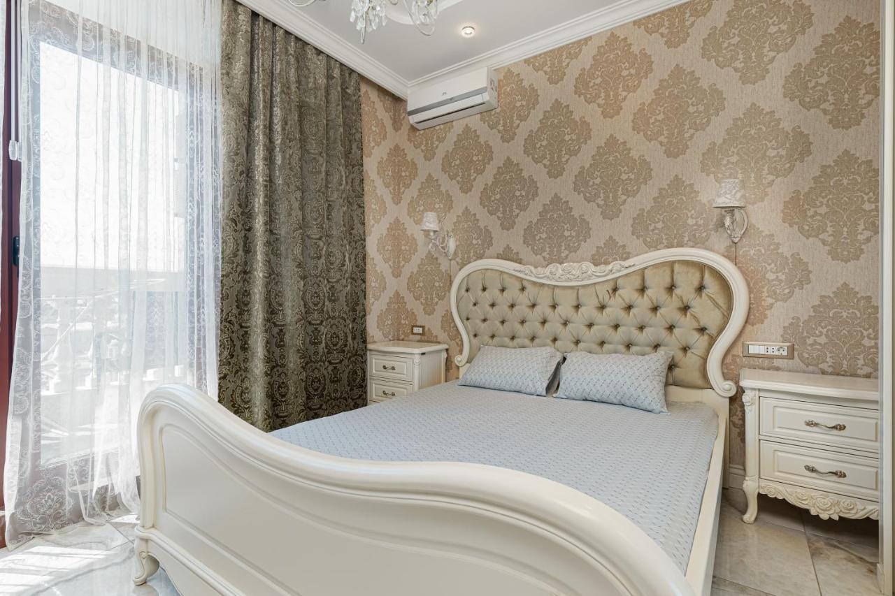 Greek Street Deluxe Apartment Odessa Exterior foto